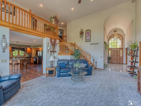 2144 E Hurd, Monroe, MI 48162 photo 8