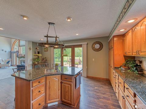 2144 E Hurd, Monroe, MI 48162 photo 11