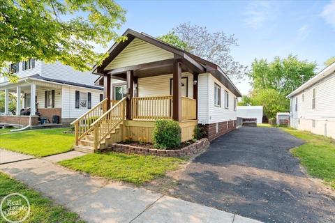 1117 Bancroft, Port Huron, MI 48060