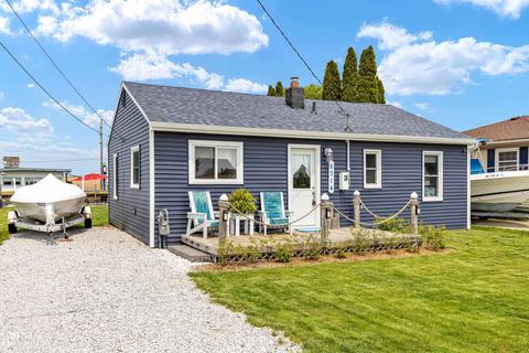 6314 Marina, Clay, MI 48001