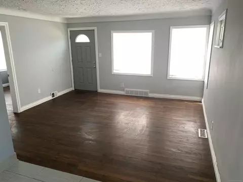 8071 Timken, Warren, MI 48089 photo 34