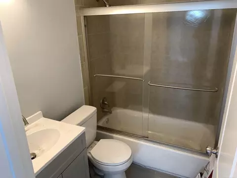 8071 Timken, Warren, MI 48089 photo 32