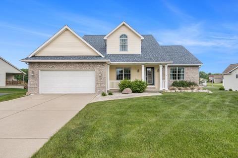 7124 Crosswinds Dr, Swartz Creek, MI 48473