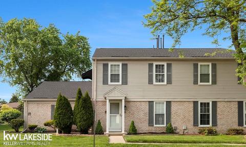 24101 Meadowbridge, Clinton Township, MI 48035