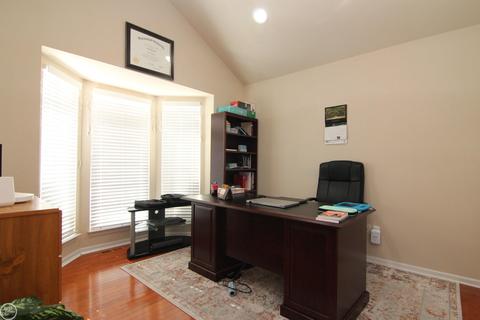 48166 Ellington, Macomb, MI 48044 photo 21