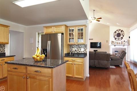 48166 Ellington, Macomb, MI 48044 photo 12