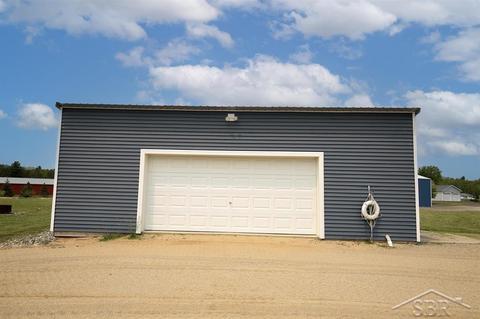 32 E Baker Rd, Hope, MI 48628 photo 3
