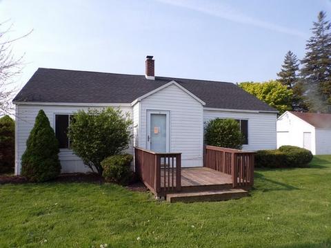 179 State Park Dr, Bay City, MI 48706