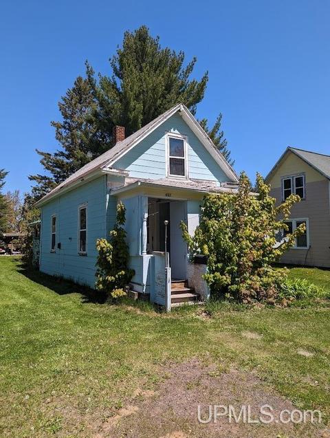 407 Minnesota Ave, Ontonagon, MI 49953