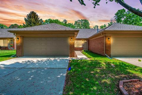 51126 Courtyard, Chesterfield, MI 48047