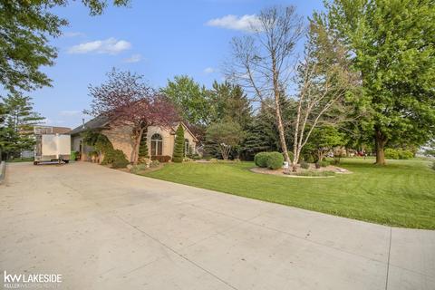 47916 Card Rd, Macomb, MI 48044 photo 3