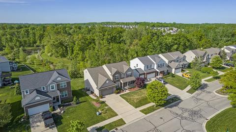 3911 Silver Charm, Howell, MI 48843 photo 2