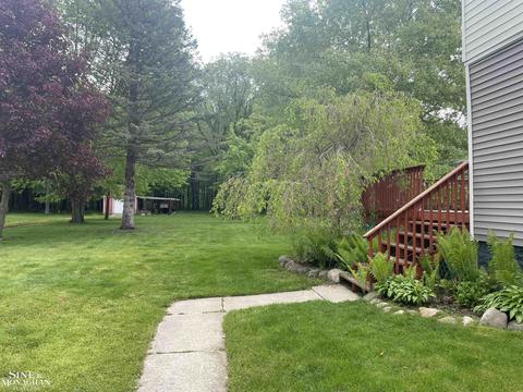 2116 Washington, Algonac, MI 48001 photo 4