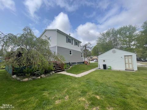 2116 Washington, Algonac, MI 48001 photo 11