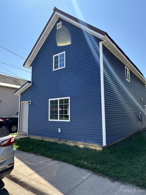 411 N Second, Ishpeming, MI 49849