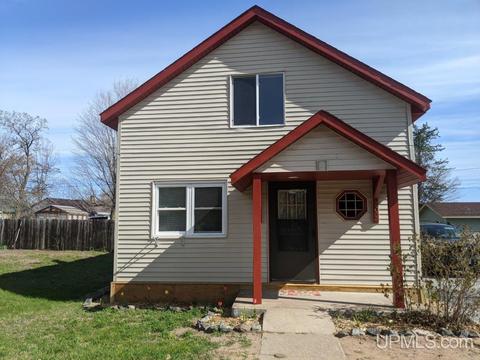 202 Deutsch, Big Bay, MI 49808