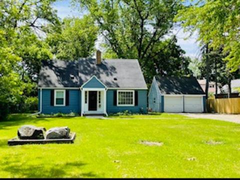 1124 Burcham, East Lansing, MI 48823