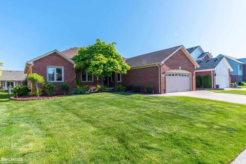 20063 Balmoral Dr, Macomb, MI 48044 photo 2