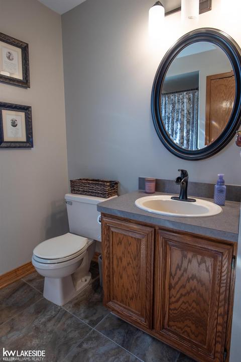 20063 Balmoral Dr, Macomb, MI 48044 photo 18