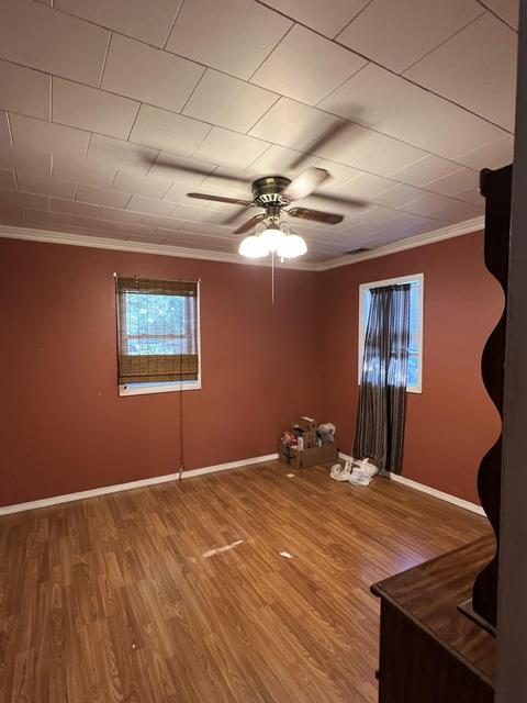 629 Cour St, Clare, MI 48617 photo 4