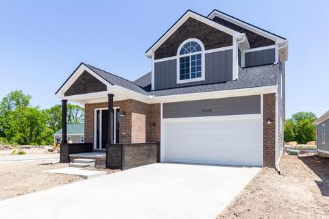 47056 Brookview Dr, Chesterfield Twp, MI 48047