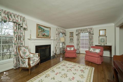 477 Bournemouth Cir, Grosse Pointe Farms, MI 48236 photo 5