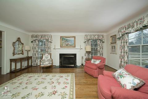 477 Bournemouth Cir, Grosse Pointe Farms, MI 48236 photo 6