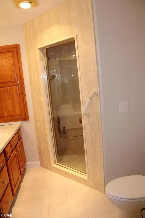 19698 Gloria, Macomb, MI 48044 photo 32