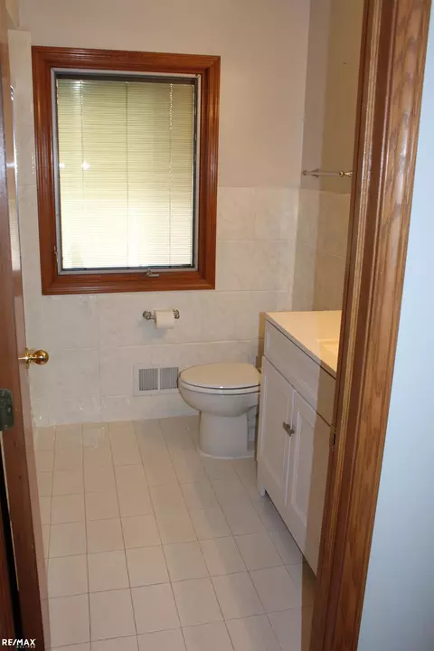 19698 Gloria, Macomb, MI 48044 photo 35
