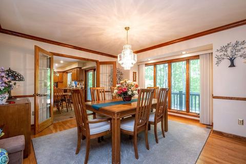 448 Mack, Leonard, MI 48367 photo 22