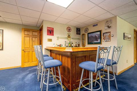 448 Mack, Leonard, MI 48367 photo 52