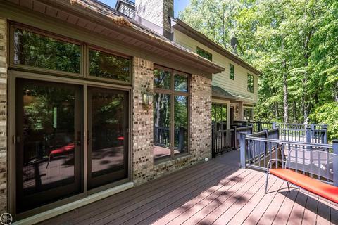 448 Mack, Leonard, MI 48367 photo 58