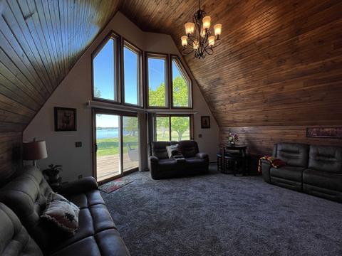 1760 Berkshire Dr, Gladwin, MI 48624 photo 33