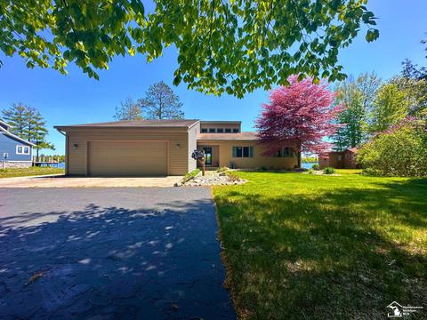 3871 W Cedar, Greenbush, MI 48738
