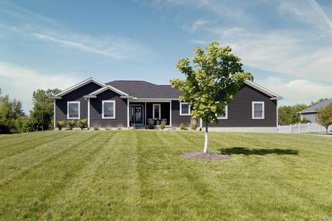 1158 Scott, Adrian, MI 49221 photo 2