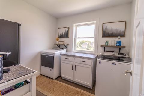 1158 Scott, Adrian, MI 49221 photo 22