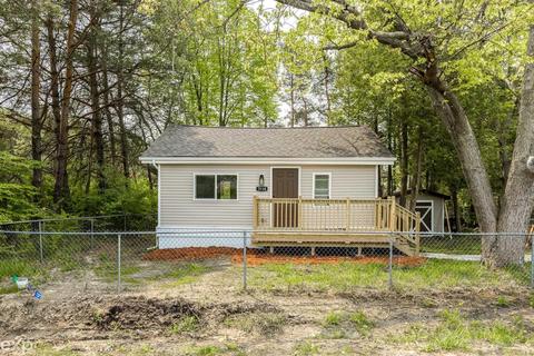 7114 Dogwood, Lexington, MI 48450
