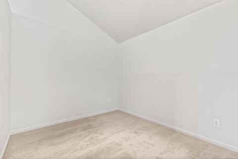 21019 Cooper Dr #33, Macomb, MI 48044 photo 18