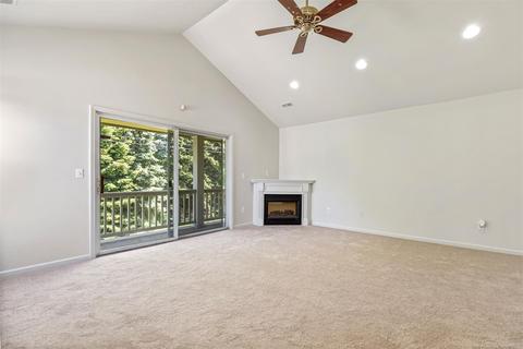 21019 Cooper Dr #33, Macomb, MI 48044 photo 5