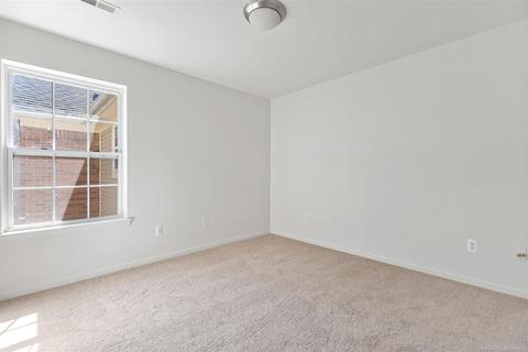 21019 Cooper Dr #33, Macomb, MI 48044 photo 14