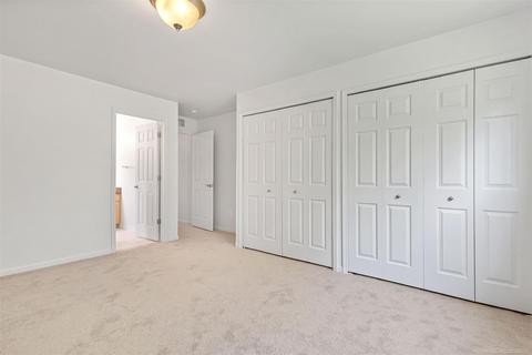 21019 Cooper Dr #33, Macomb, MI 48044 photo 11