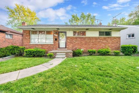 23104 Brookdale, Saint Clair Shores, MI 48082
