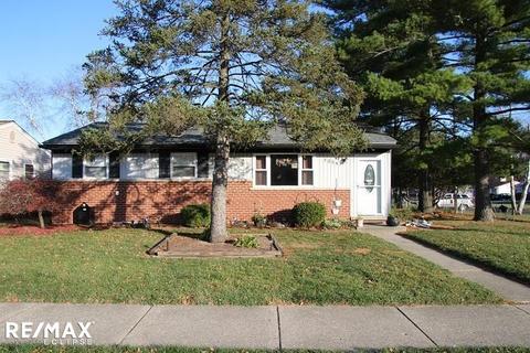12547 Clinton Riv, Sterling Heights, MI 48313