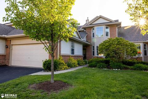 10400 Champions Cir, Grand Blanc, MI 48439