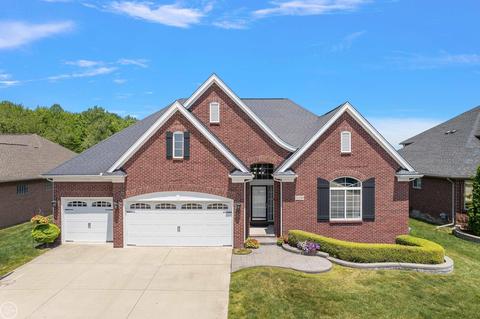 16389 Moore Park, Macomb, MI 48044