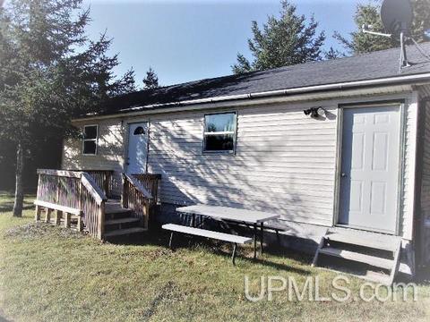 w4455 County Road 338, Wallace, MI 49893