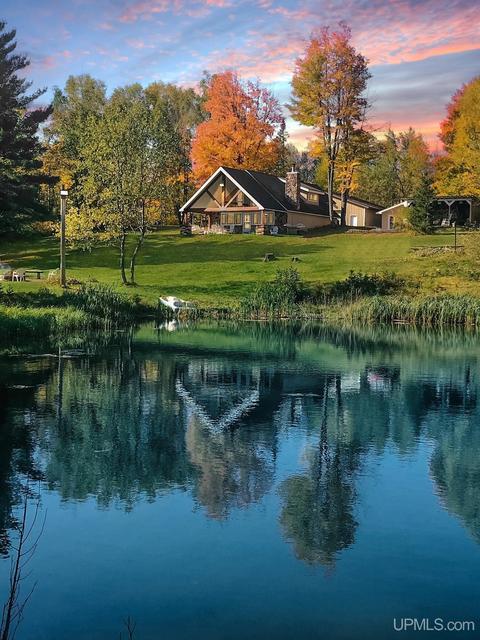 N14220 Newberg Rd, Channing, MI 49851