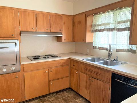 1207 Carter, Flint, MI 48532 photo 4