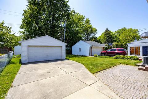 377 Ridgemont Rd, Grosse Pointe Farms, MI 48236 photo 32