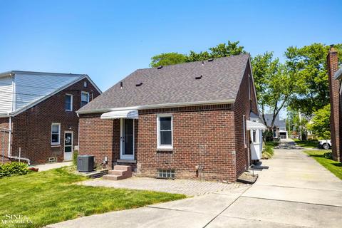 377 Ridgemont Rd, Grosse Pointe Farms, MI 48236 photo 31